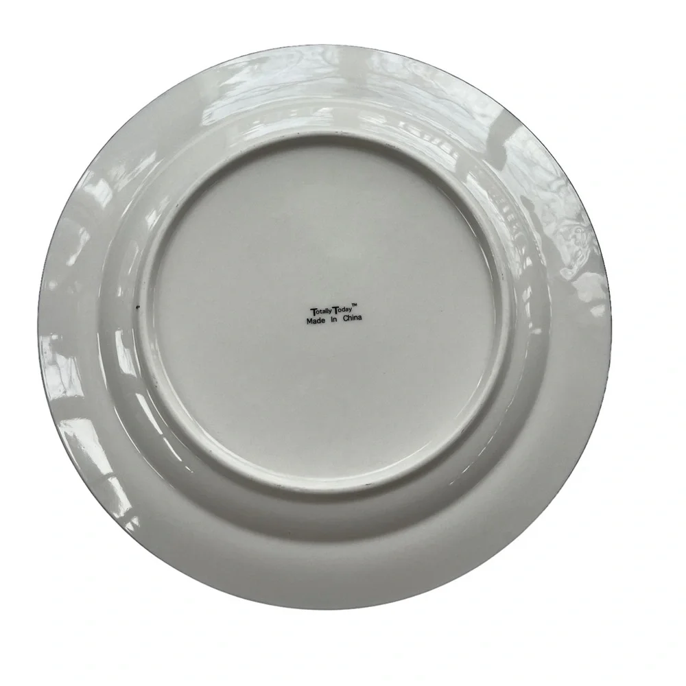 Totally Today Coastal Lighthouse Seaside Scene White 10.25 in Round Dinner Plate